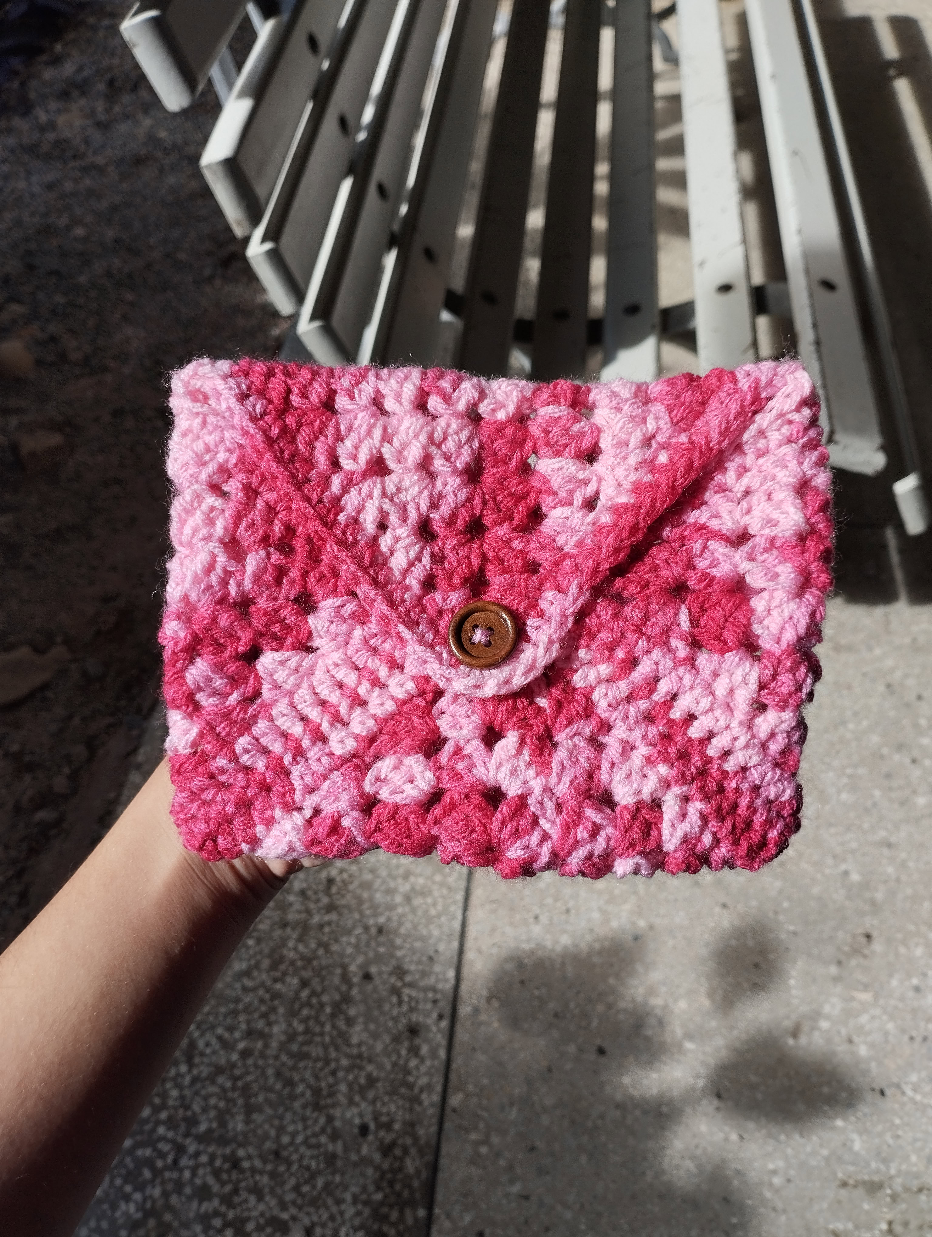 Capa para Kindle feita em Crochê pela nenacrochebr